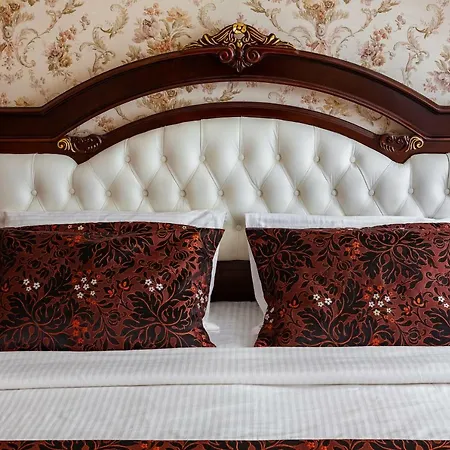 Romari проспект свободи 31 Apartment