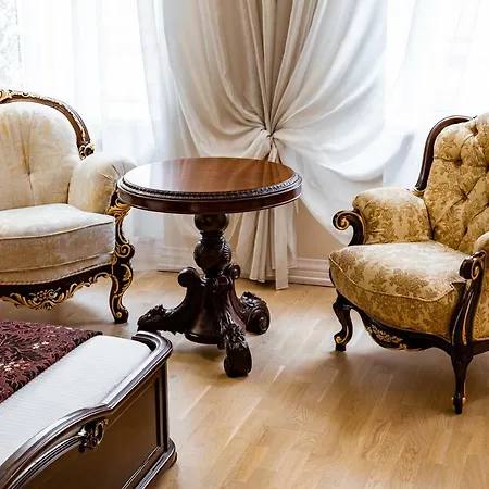 Romari проспект свободи 31 Apartment