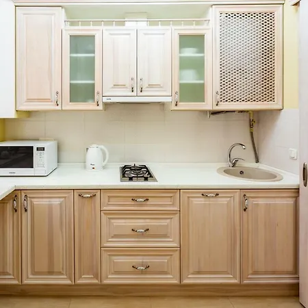 Romari проспект свободи 31 شقة إلفيف