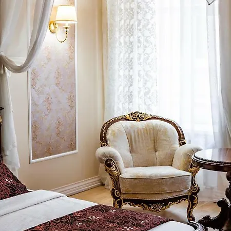 Romari проспект свободи 31