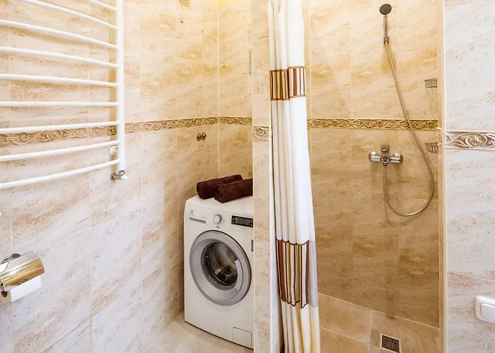 Apartamento Romari проспект свободи 31