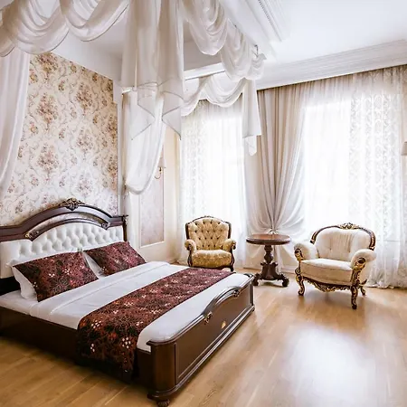 Romari проспект свободи 31 * Lviv